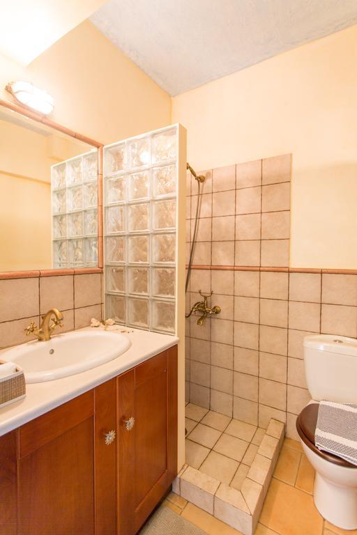 Marathon Beachside Villa 100M From The Beach Schinias Luaran gambar