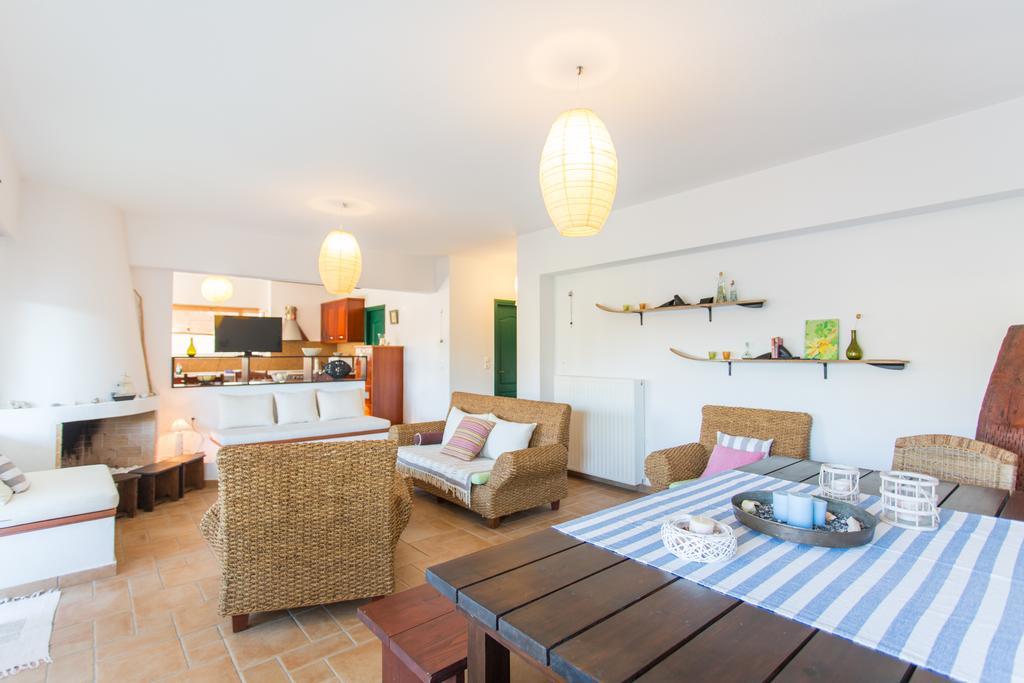 Marathon Beachside Villa 100M From The Beach Schinias Luaran gambar