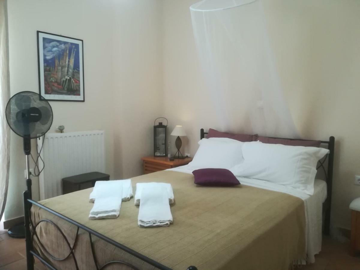 Marathon Beachside Villa 100M From The Beach Schinias Luaran gambar